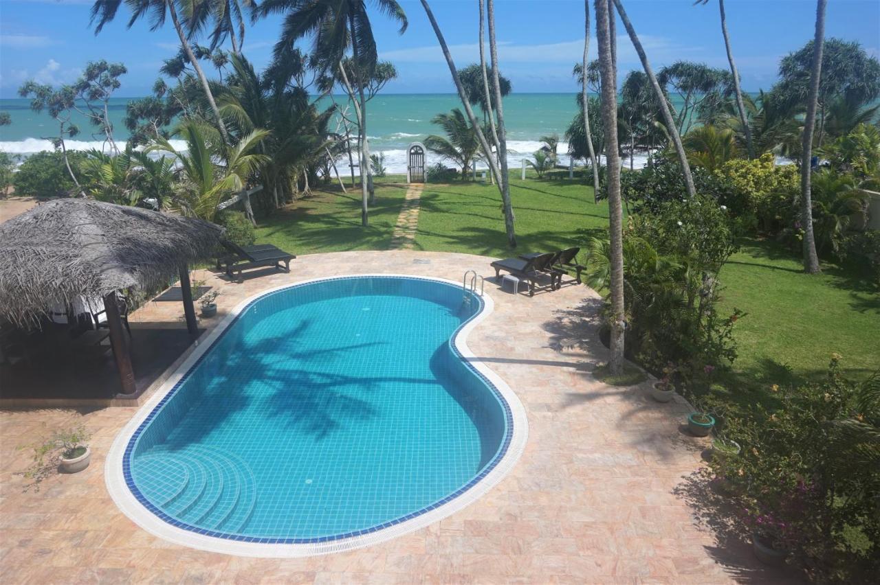 Lanka Beach Boutique Bungalows & Grand Villa Тангале Екстериор снимка