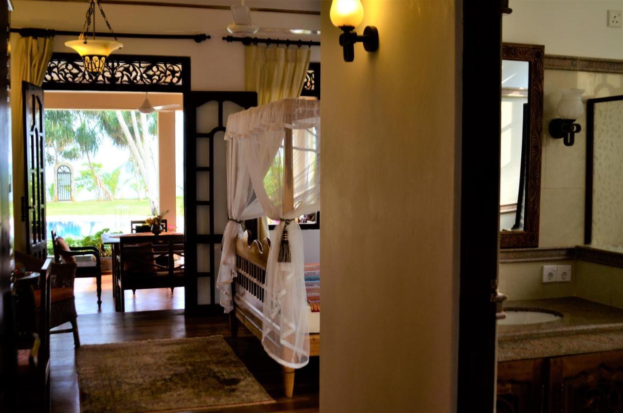 Lanka Beach Boutique Bungalows & Grand Villa Тангале Екстериор снимка