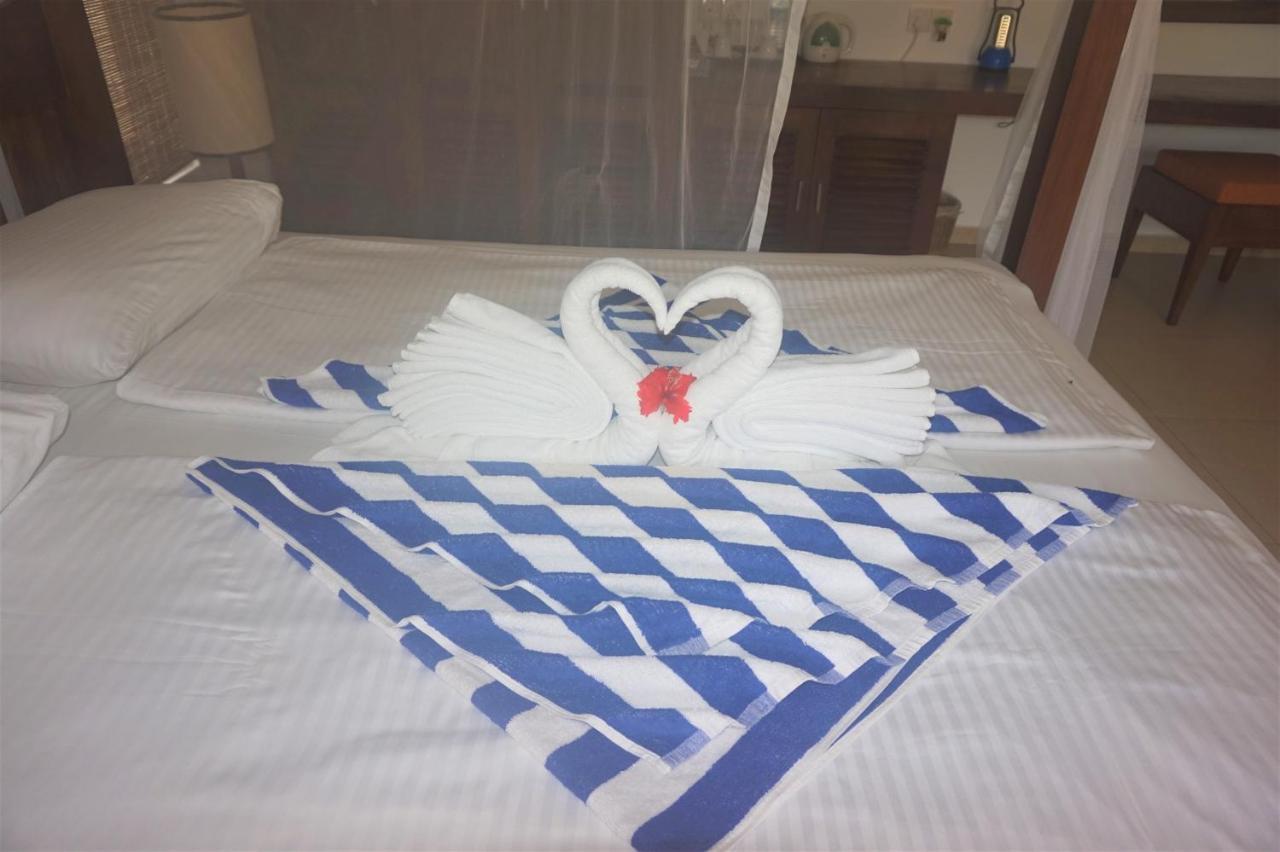 Lanka Beach Boutique Bungalows & Grand Villa Тангале Екстериор снимка
