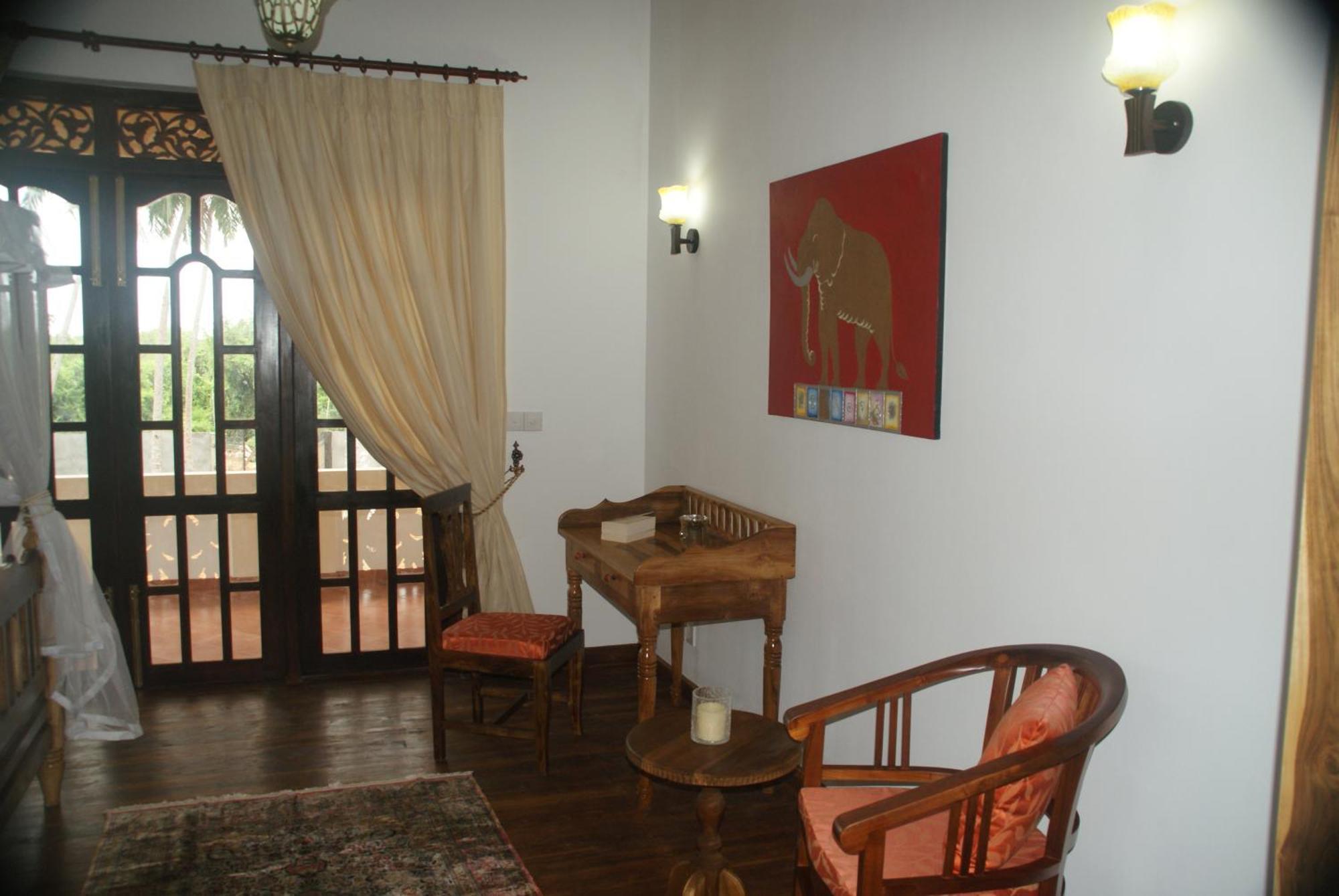 Lanka Beach Boutique Bungalows & Grand Villa Тангале Стая снимка