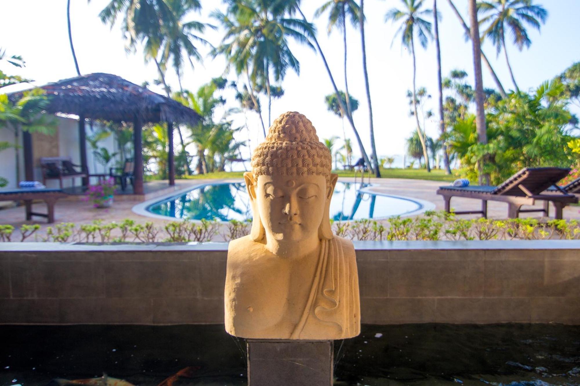 Lanka Beach Boutique Bungalows & Grand Villa Тангале Стая снимка