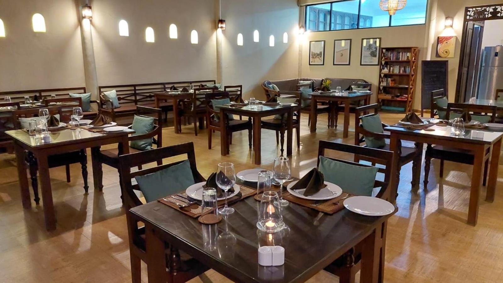 Lanka Beach Boutique Bungalows & Grand Villa Тангале Екстериор снимка